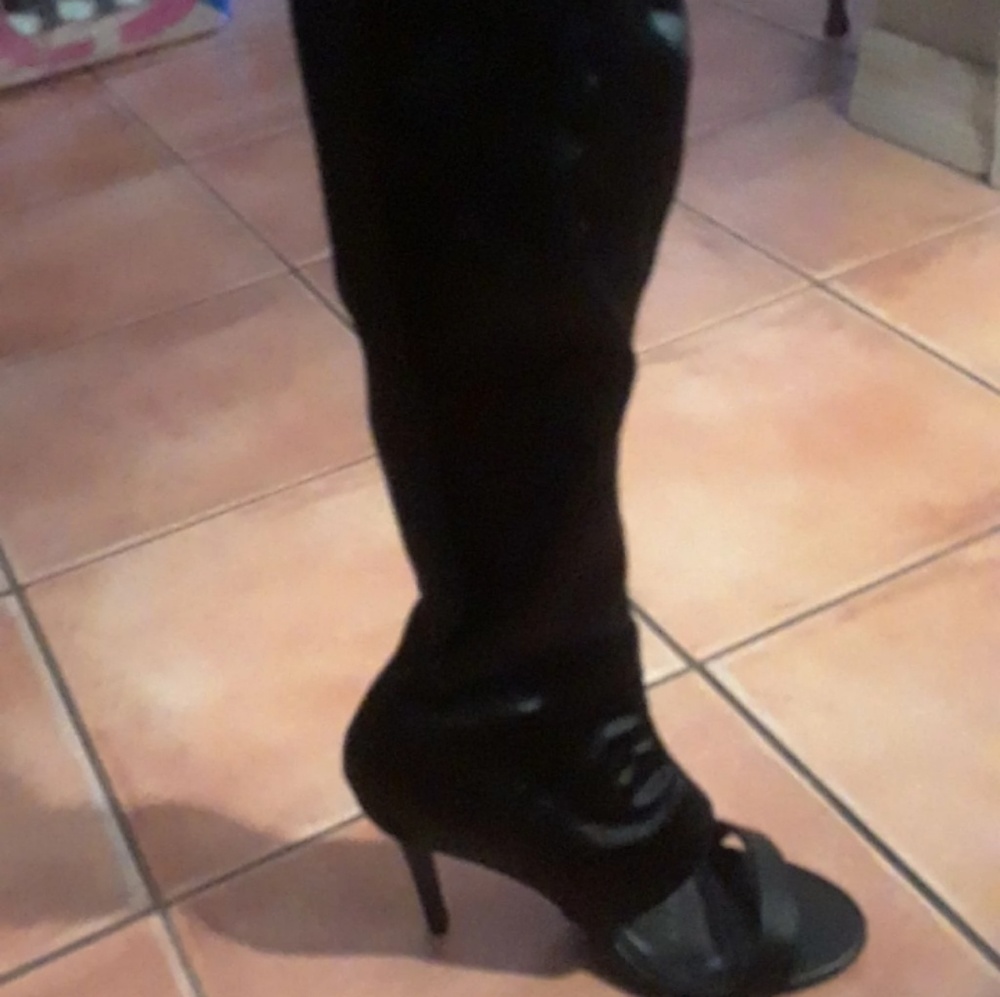 Satin boot shoe